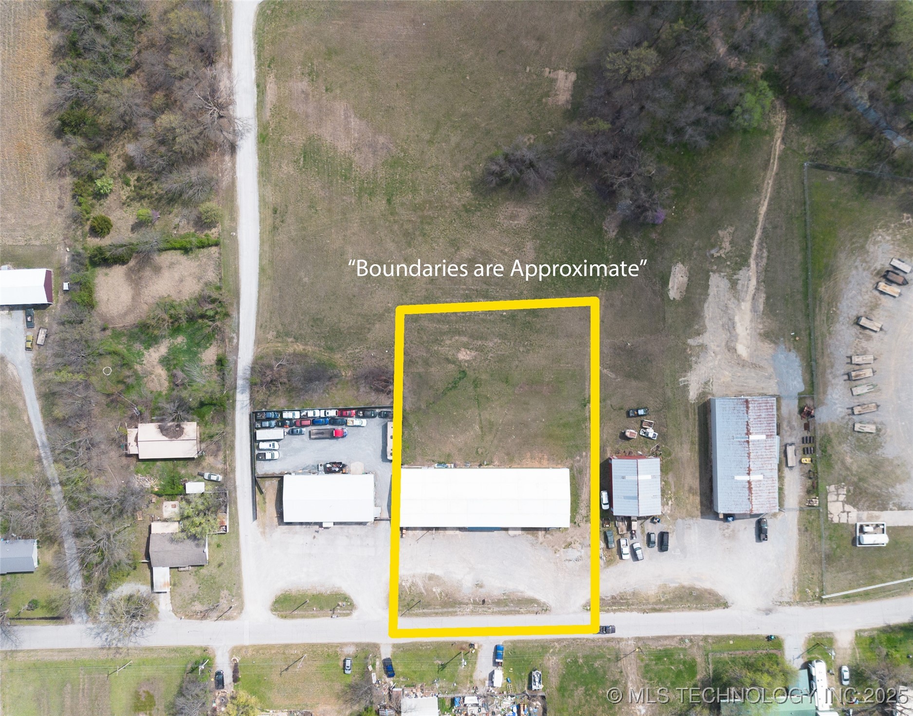 415 N Maple Street Property Photo 7