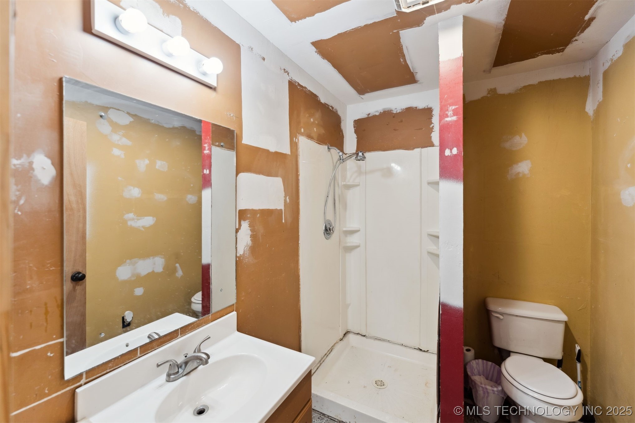 415 N Maple Street Property Photo 12