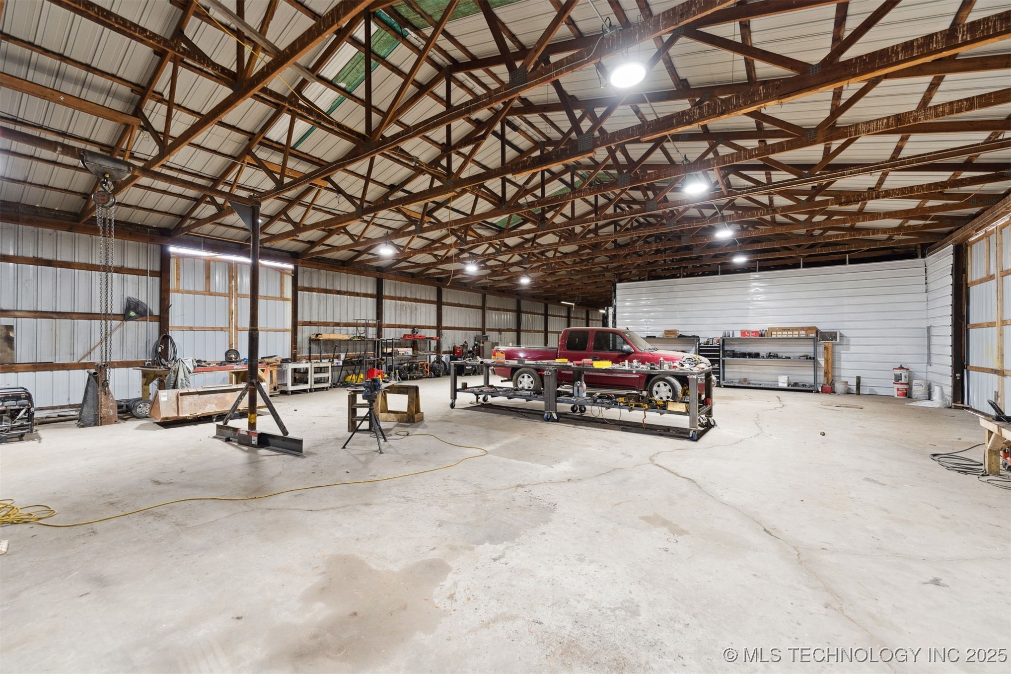 415 N Maple Street Property Photo 22