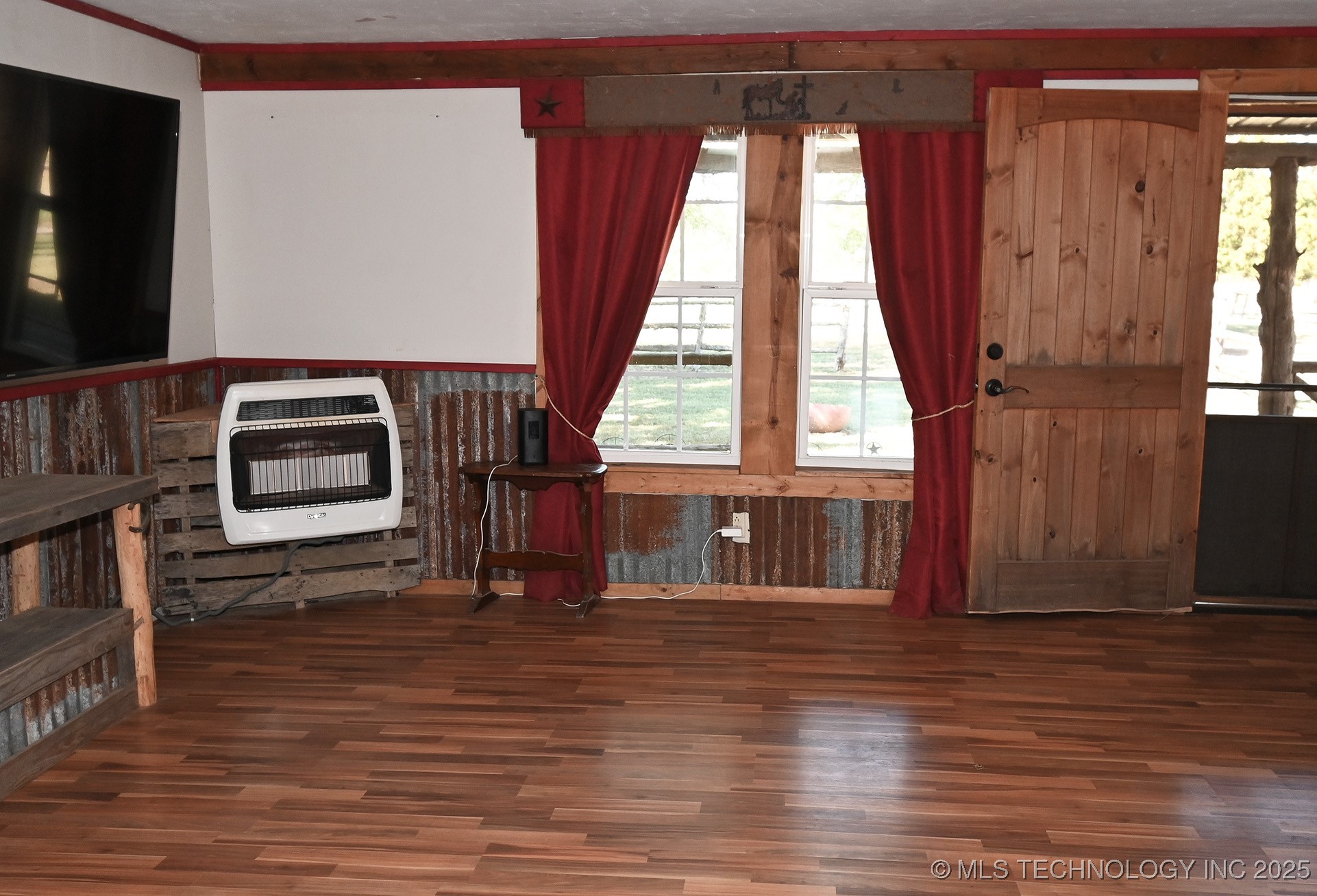 446872 E 1011 Road Property Photo 17