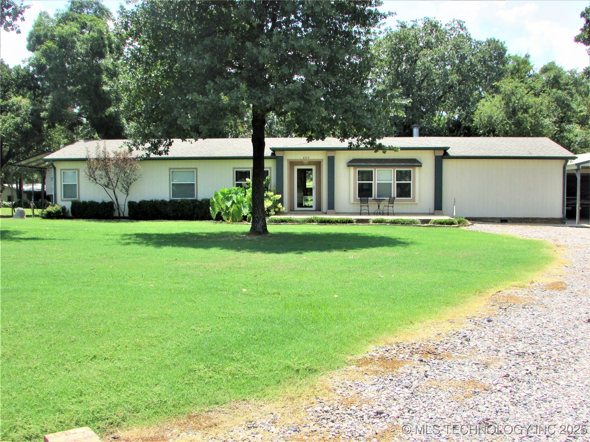 4329 Sun Rise Drive Property Photo 1