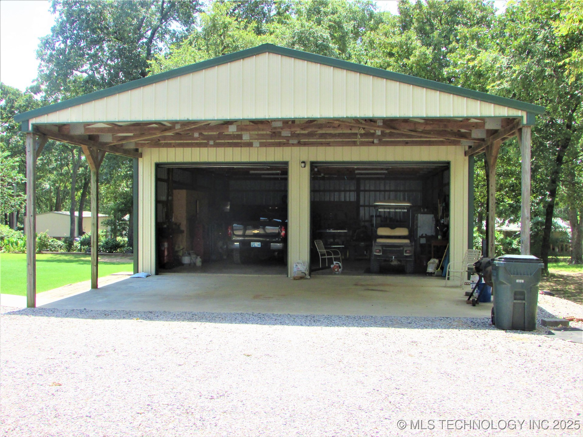 4329 Sun Rise Drive Property Photo 3