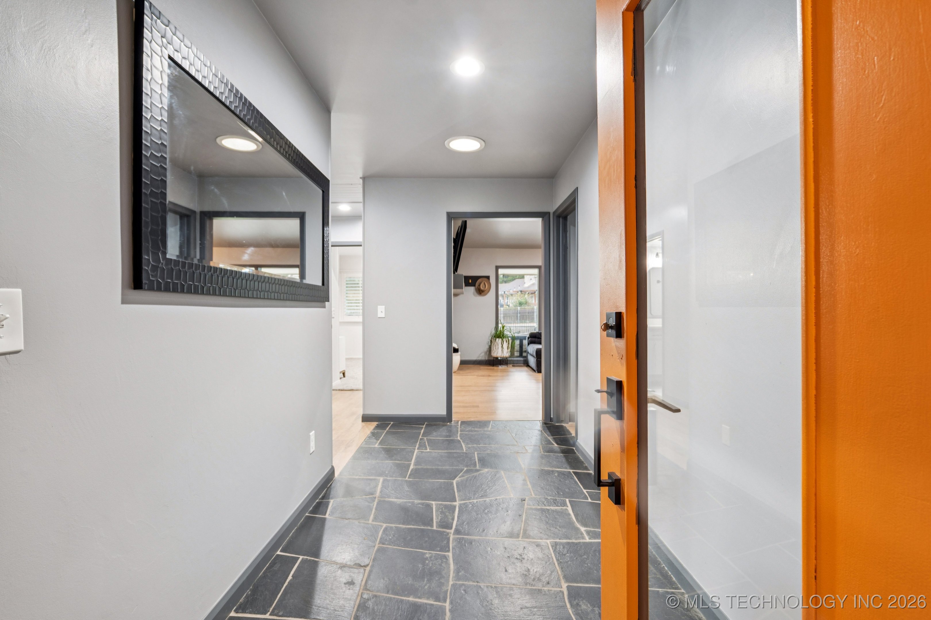 2910 E 76th Place Property Photo 10