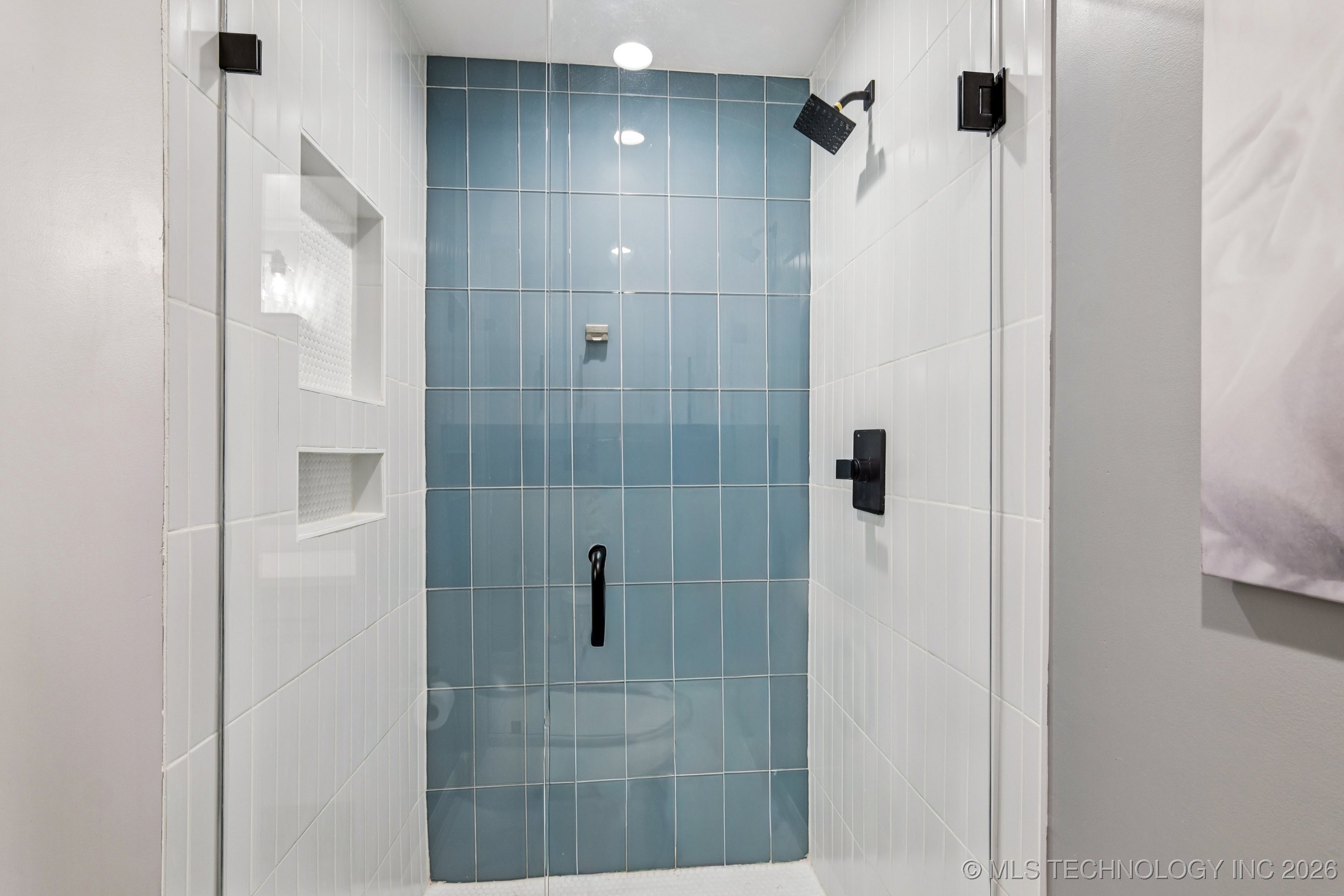 2910 E 76th Place Property Photo 25