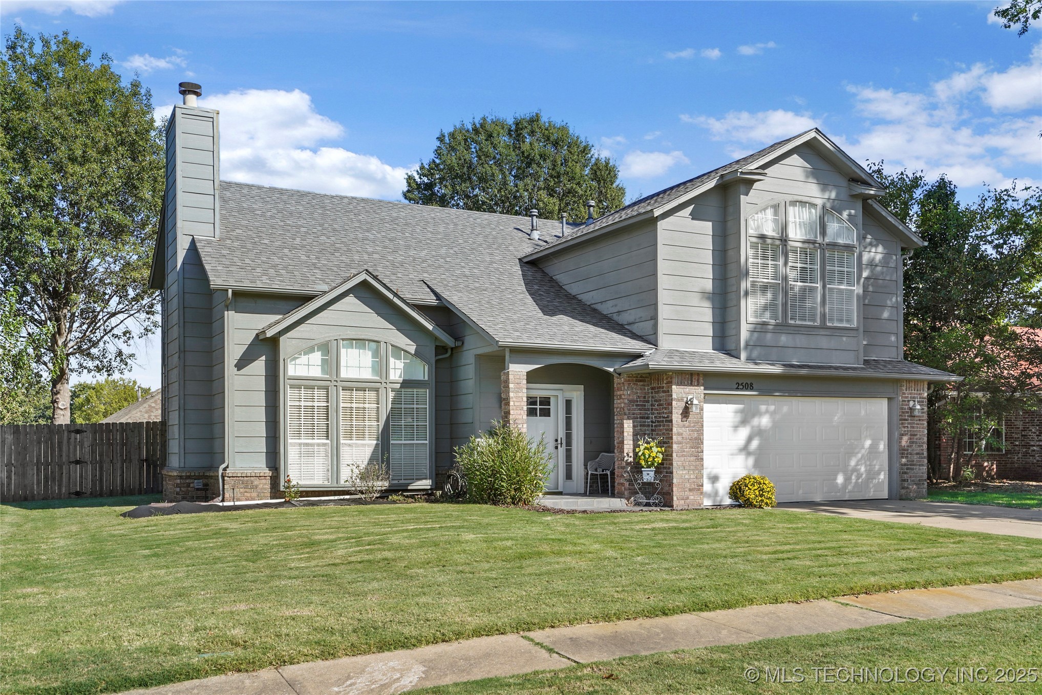 2508 W Kent Street Property Photo 2