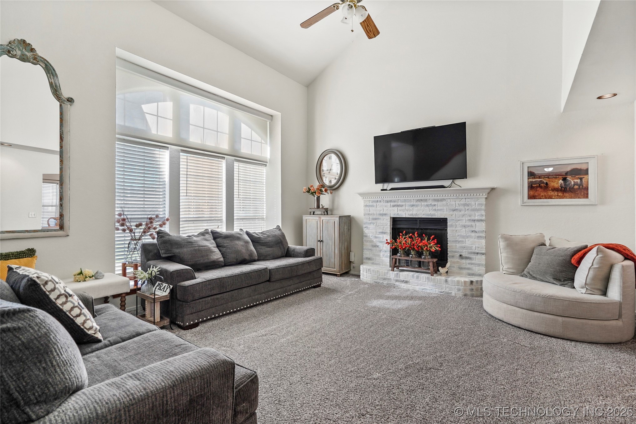 2508 W Kent Street Property Photo 5