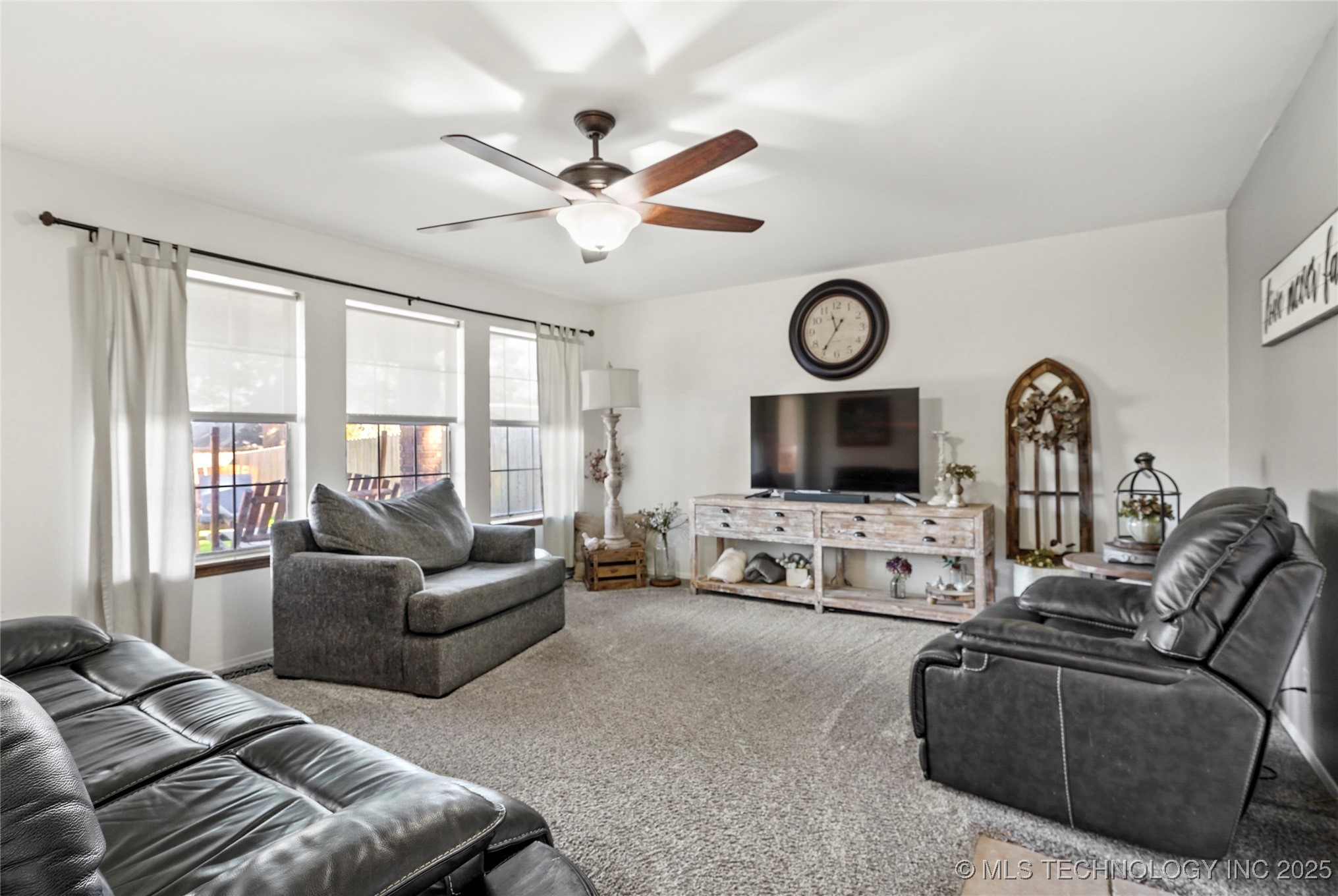 2508 W Kent Street Property Photo 15