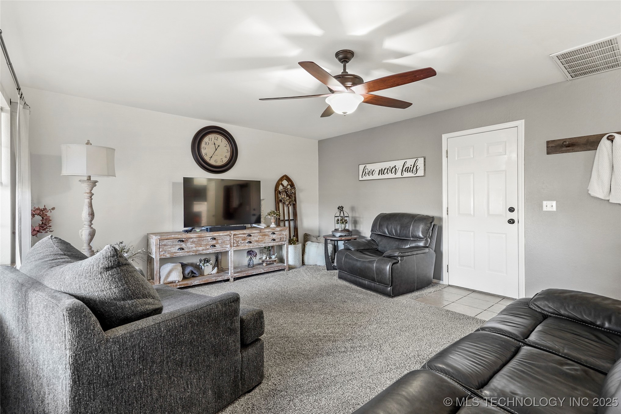 2508 W Kent Street Property Photo 17