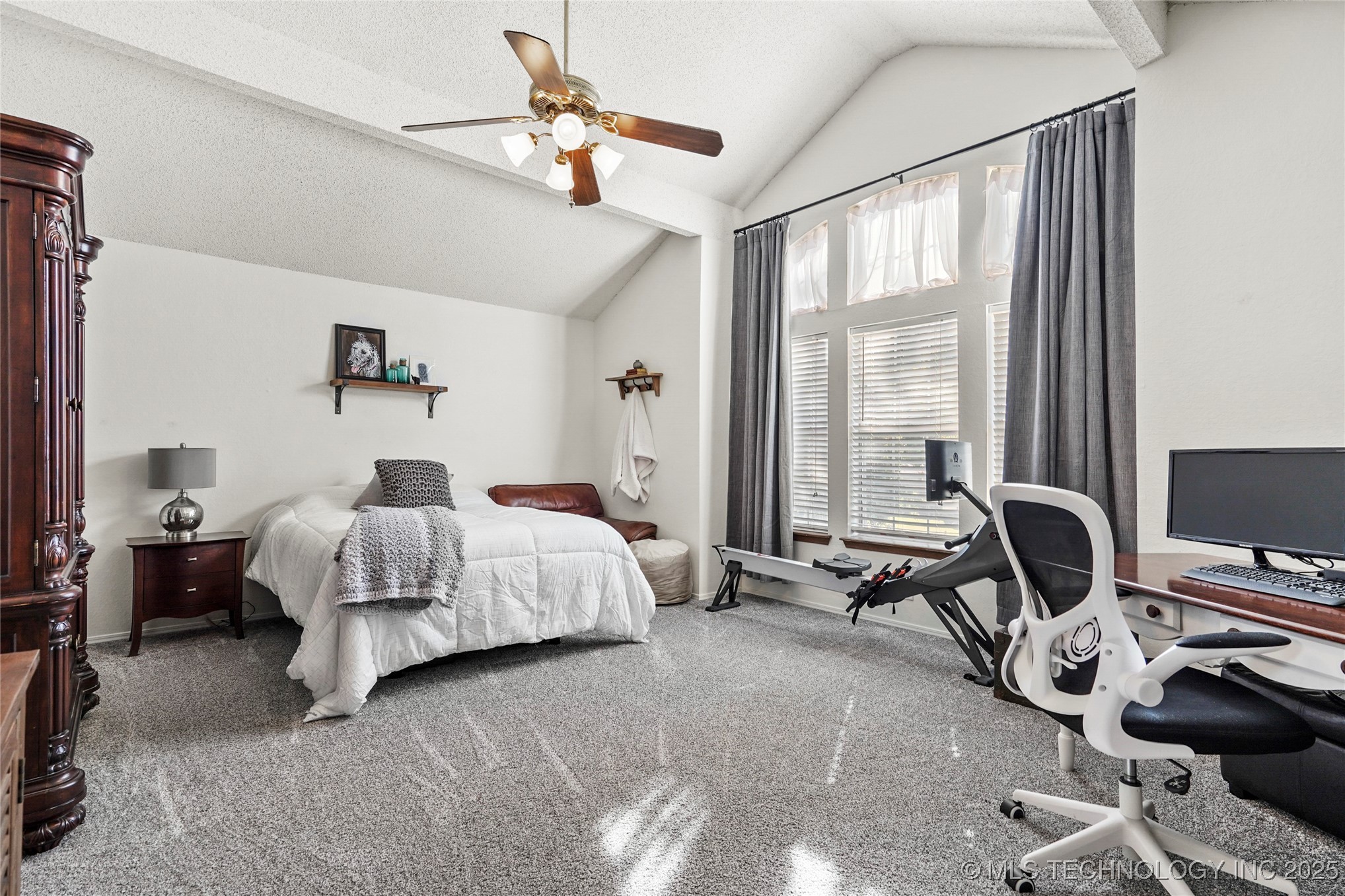 2508 W Kent Street Property Photo 20