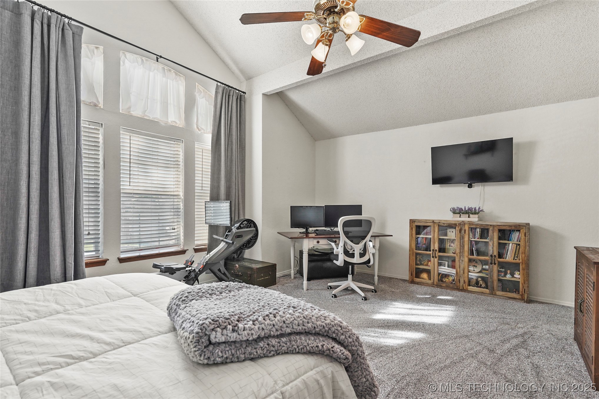 2508 W Kent Street Property Photo 21