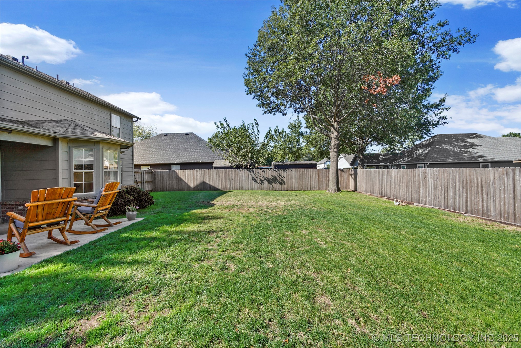 2508 W Kent Street Property Photo 31