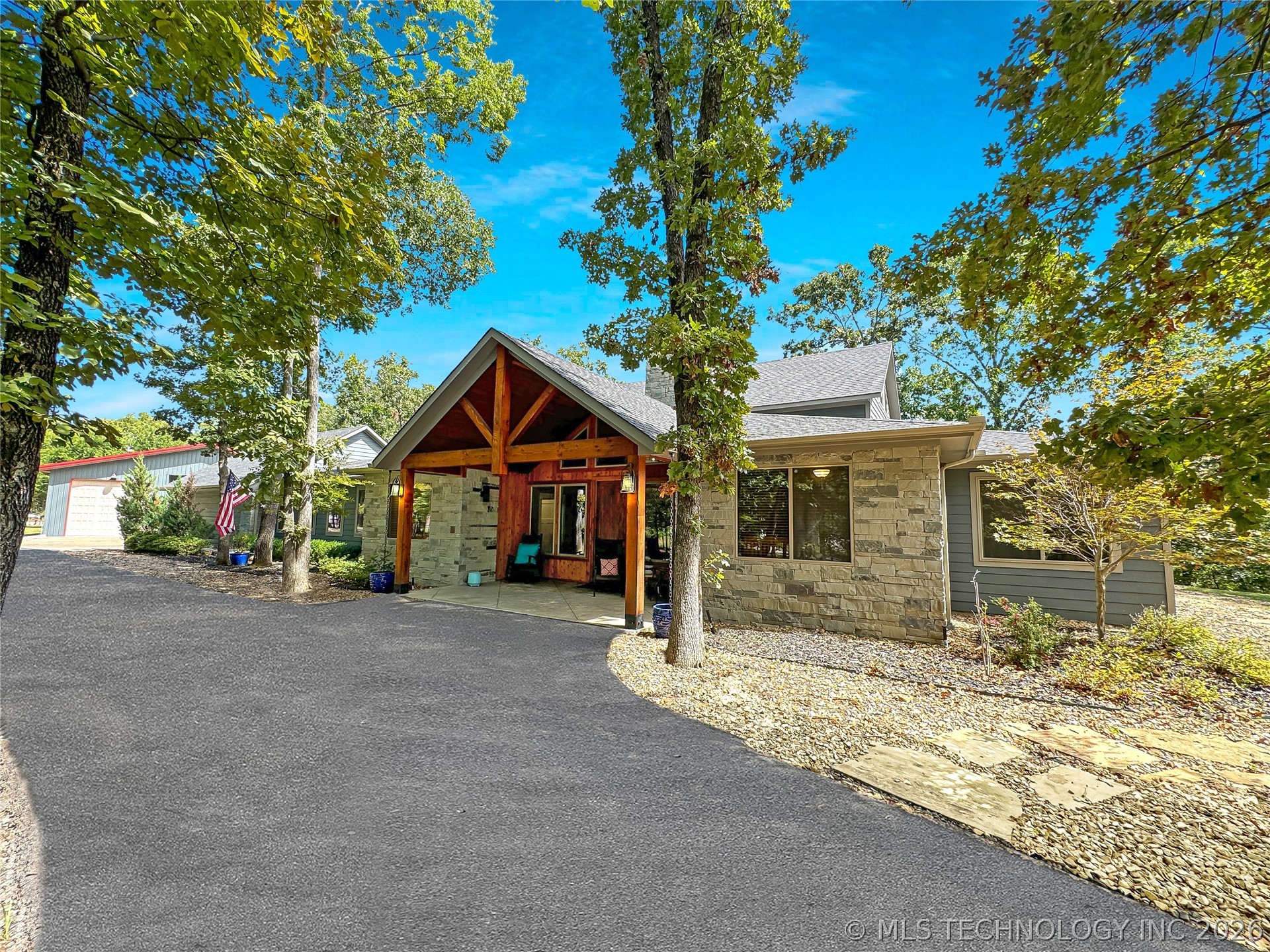 32624 S Pigeon Road Property Photo 2