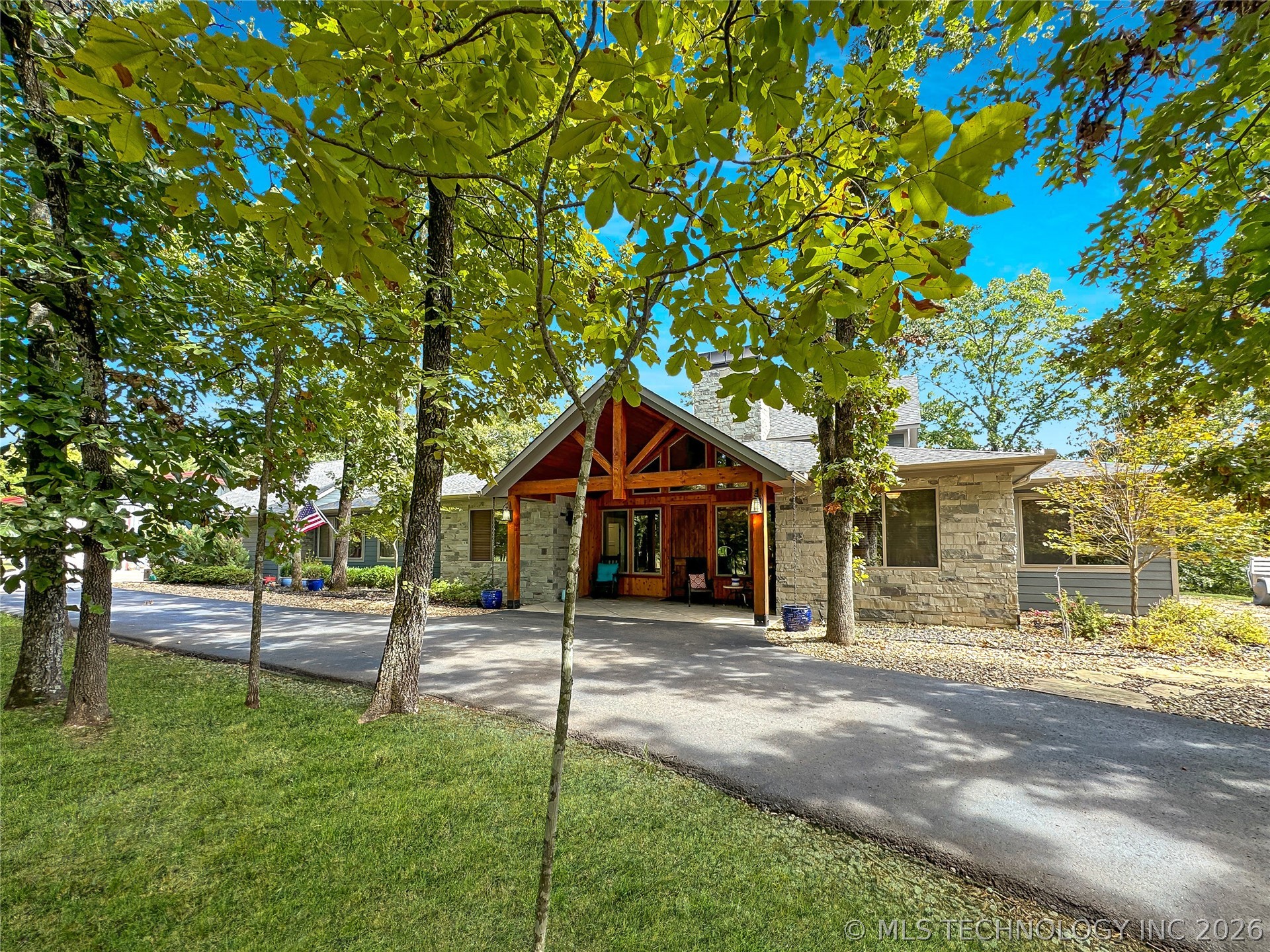 32624 S Pigeon Road Property Photo 3