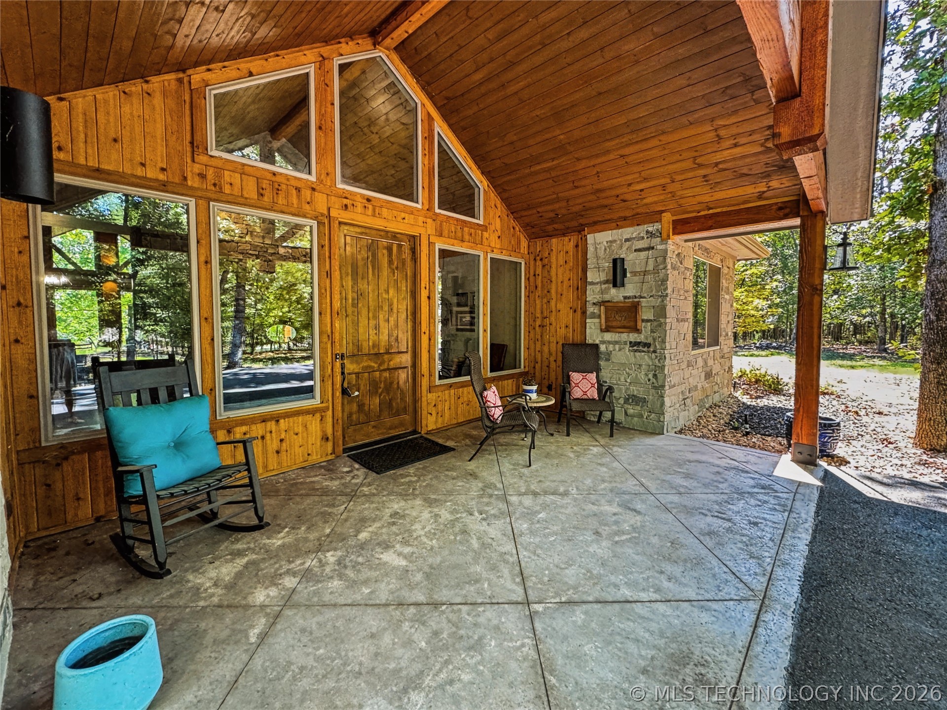 32624 S Pigeon Road Property Photo 5