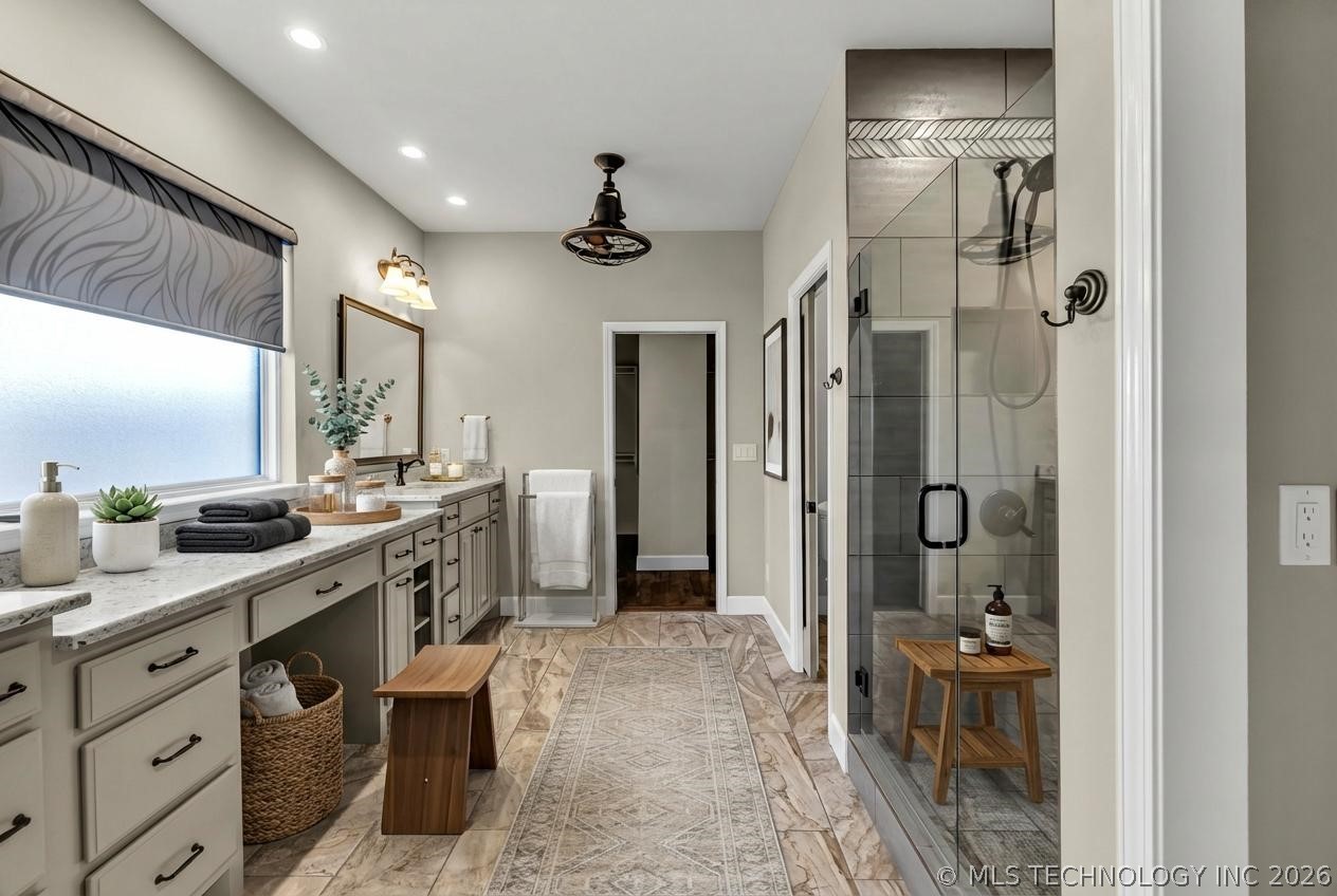 12050 S 68th East Avenue E Property Photo 9