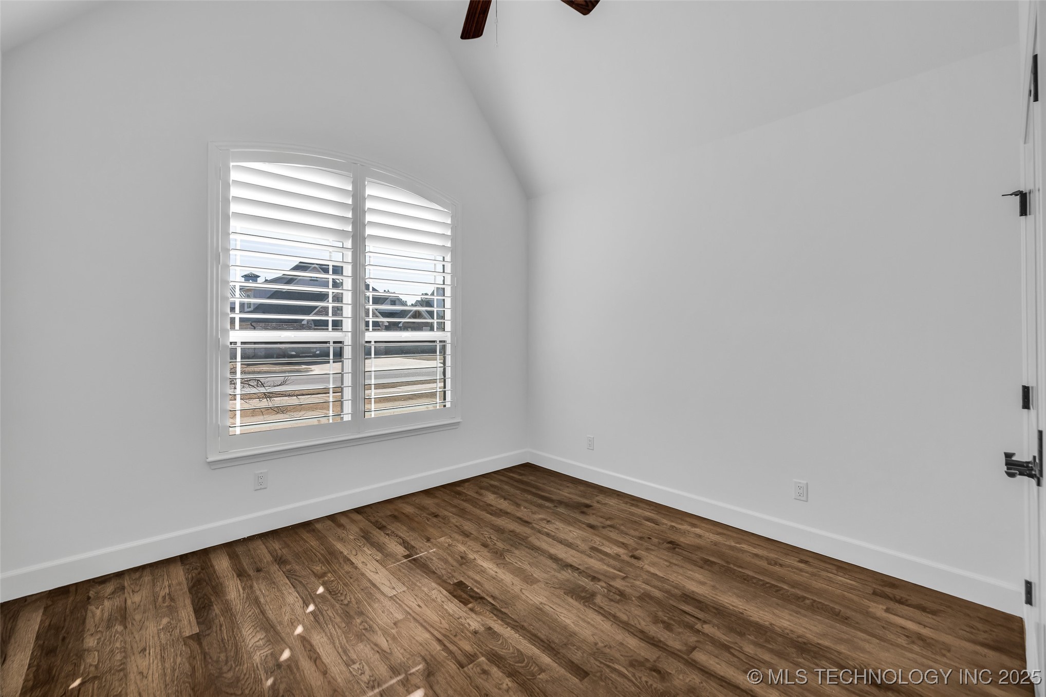 12050 S 68th East Avenue E Property Photo 19