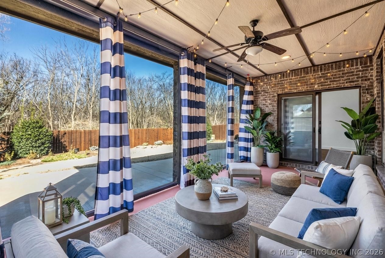 12050 S 68th East Avenue E Property Photo 23