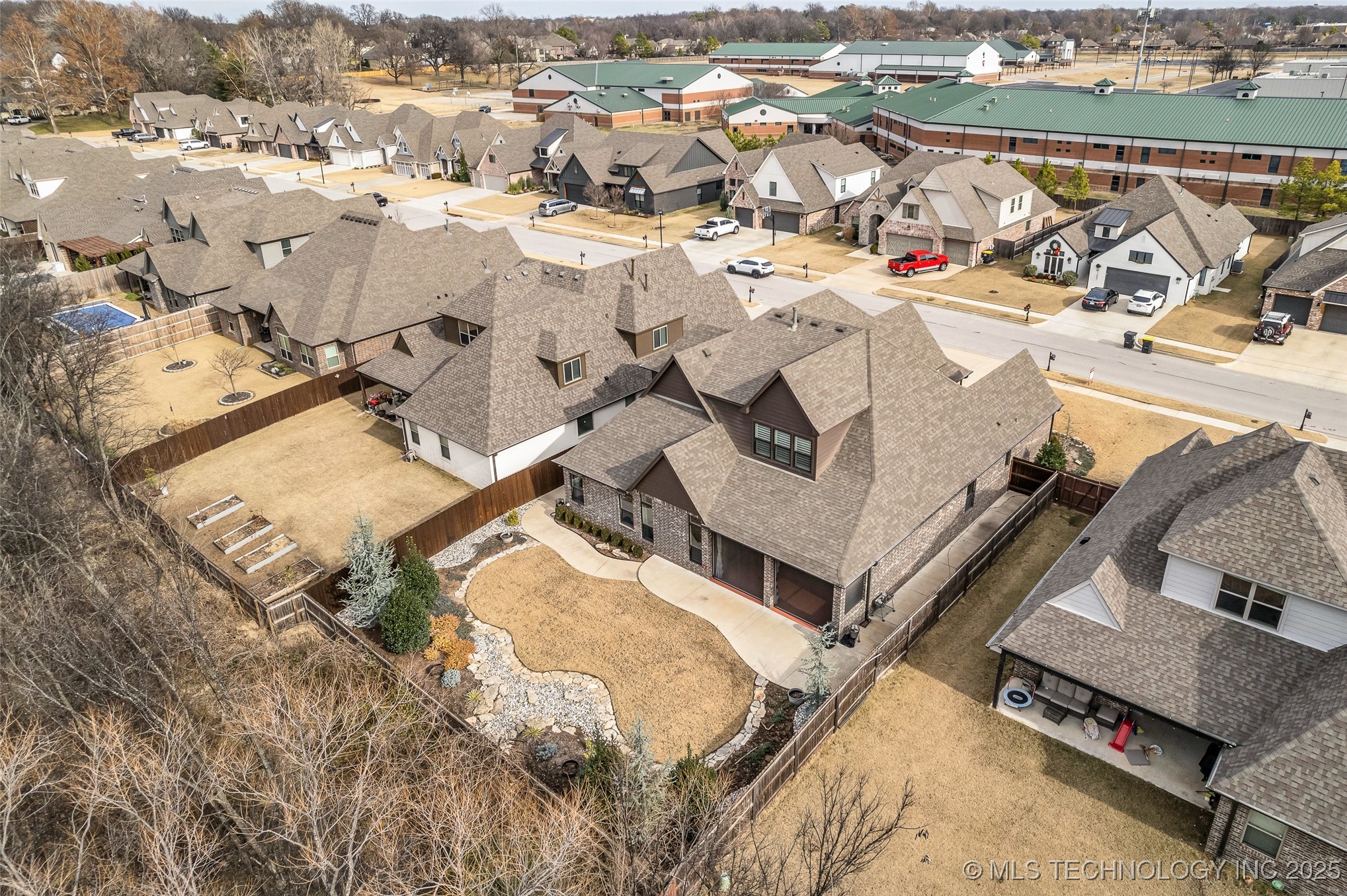 12050 S 68th East Avenue E Property Photo 26