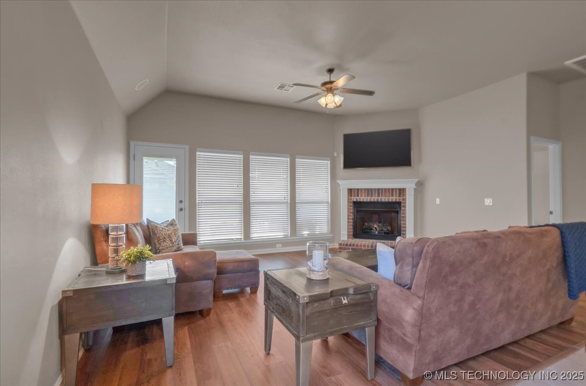 12408 E 127th Street North Property Photo 8