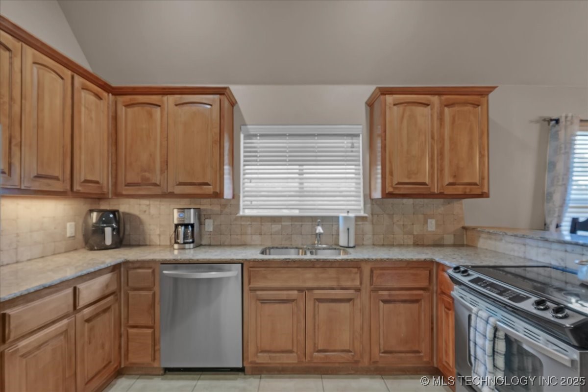 12408 E 127th Street North Property Photo 19