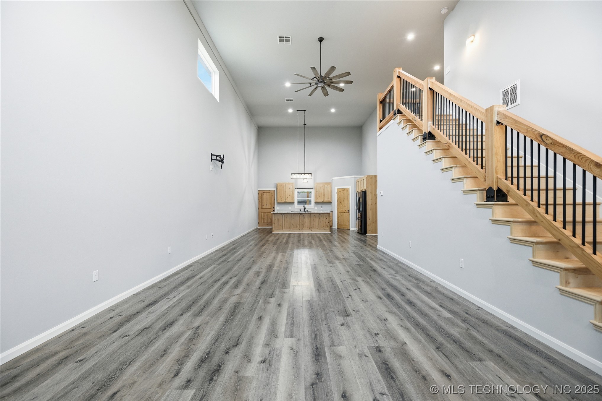 10286 E Joes Road Property Photo 5