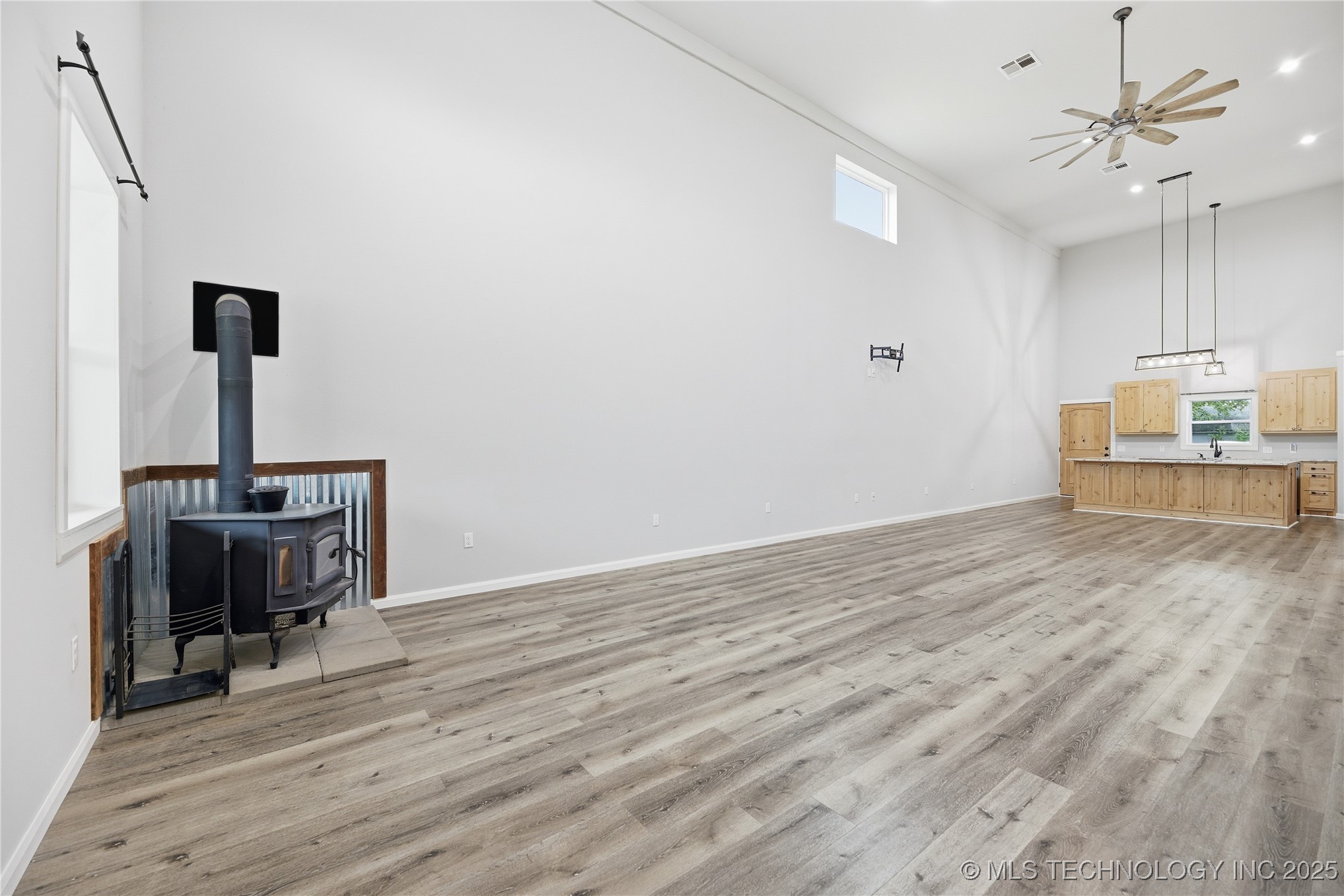 10286 E Joes Road Property Photo 6