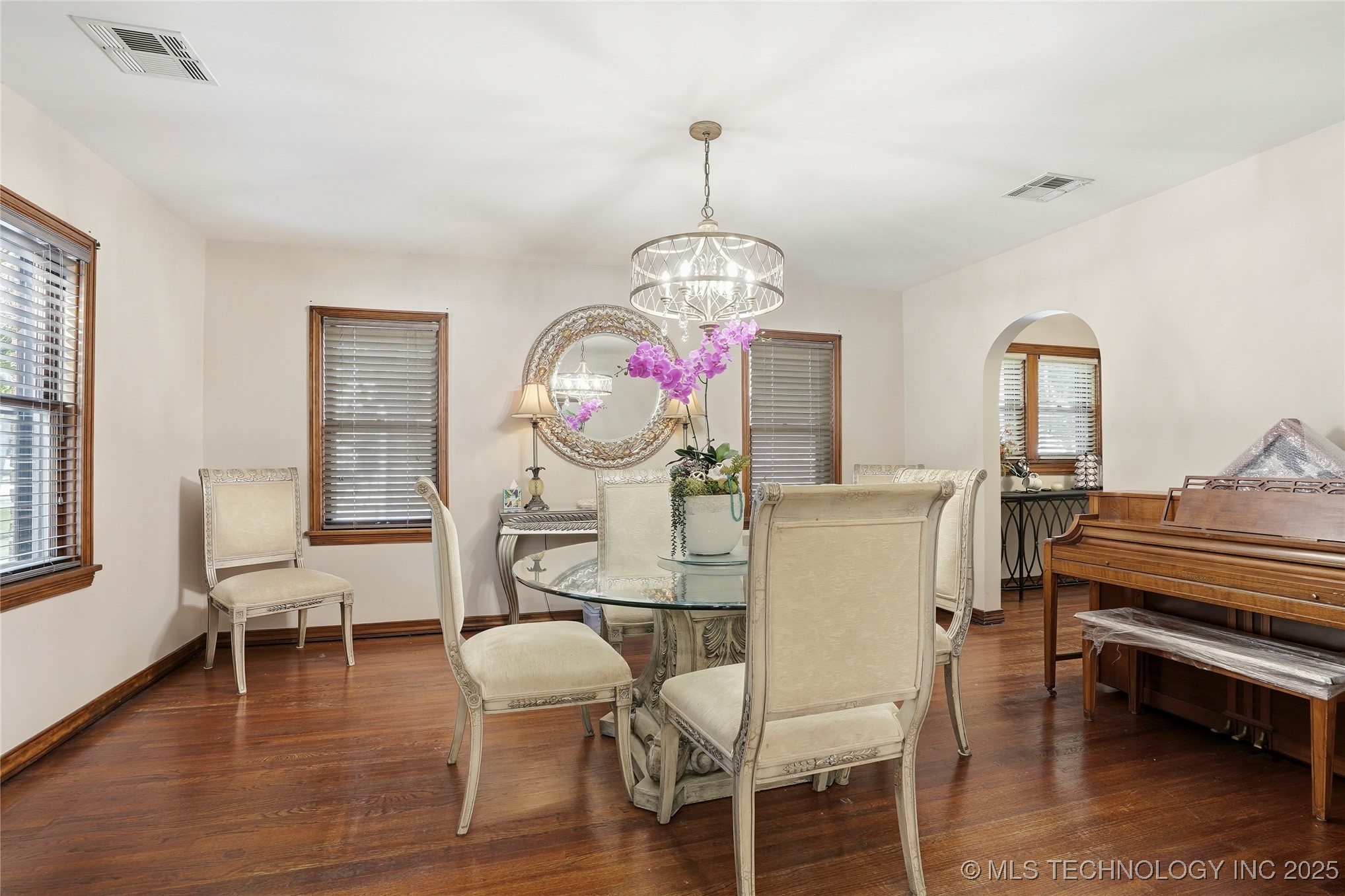 1915 S Delaware Place Property Photo 7