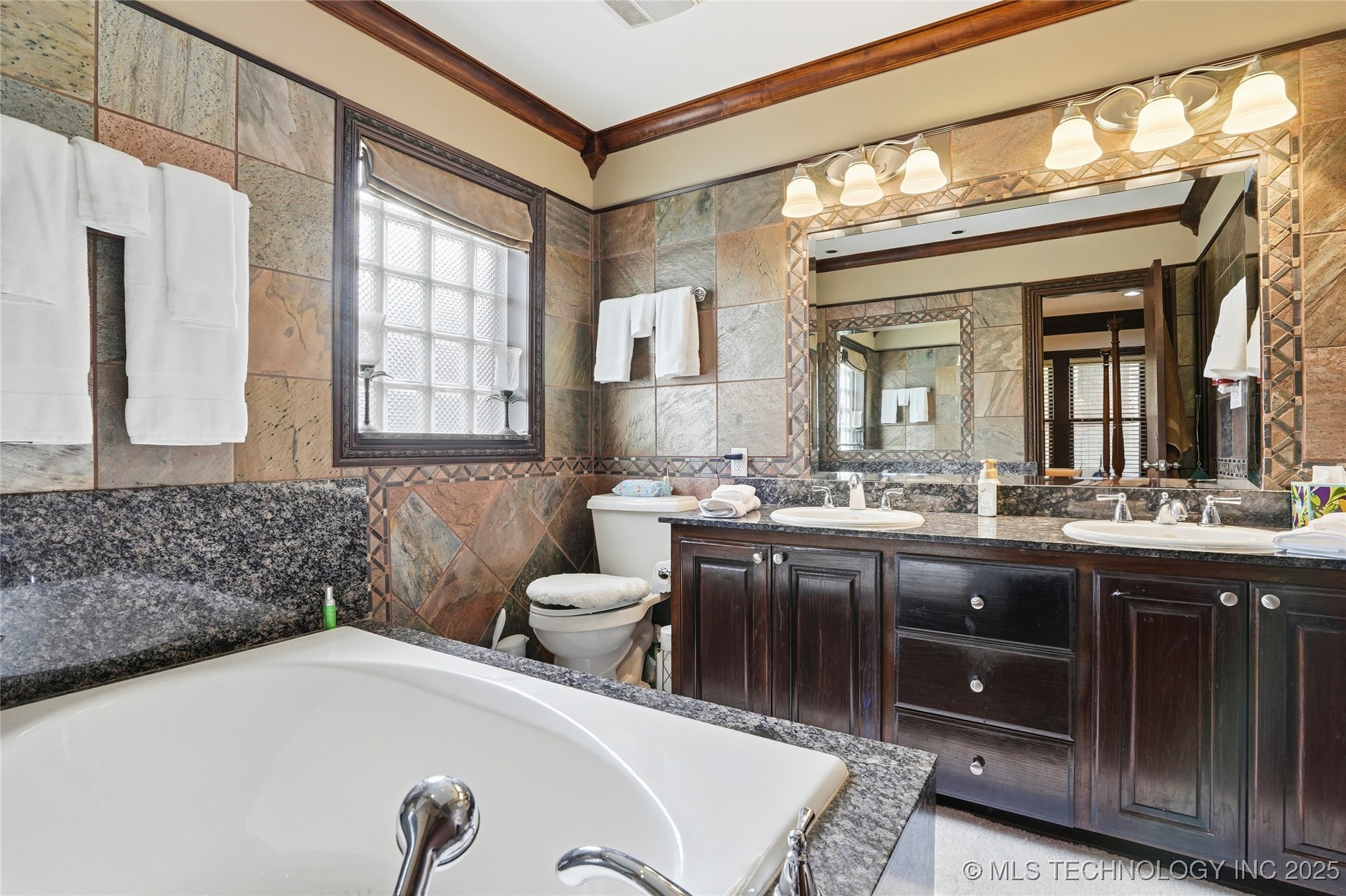 1915 S Delaware Place Property Photo 18