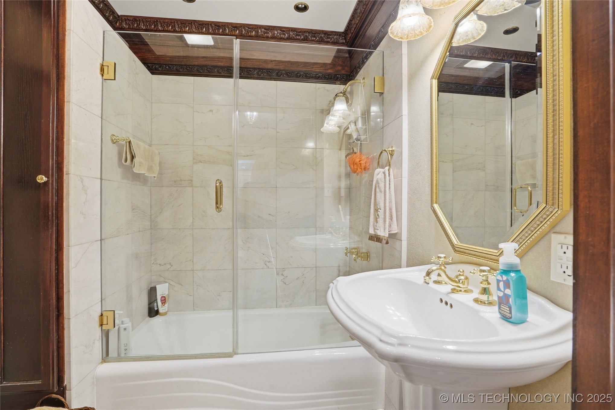 1915 S Delaware Place Property Photo 22