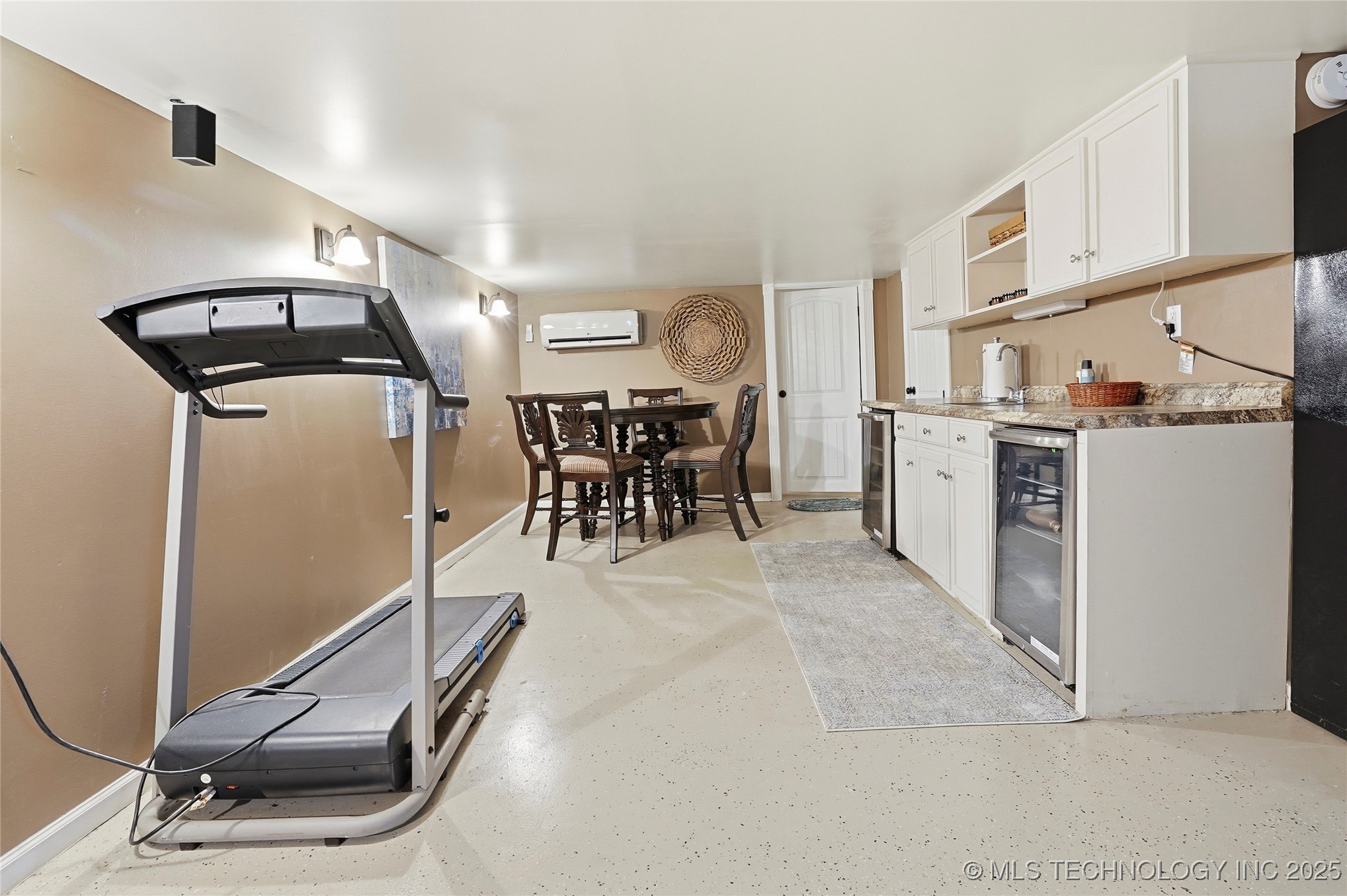 1915 S Delaware Place Property Photo 26