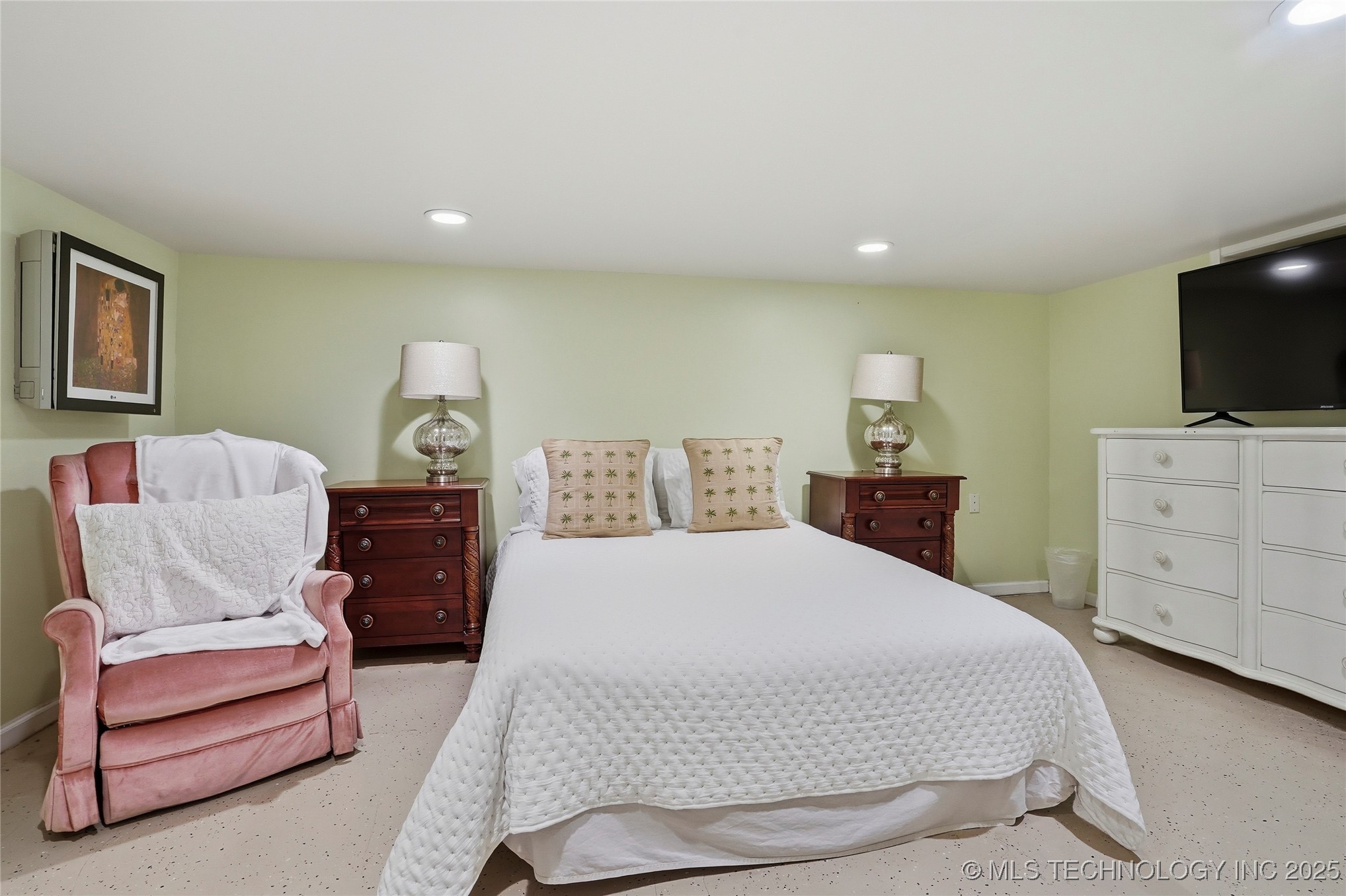 1915 S Delaware Place Property Photo 29