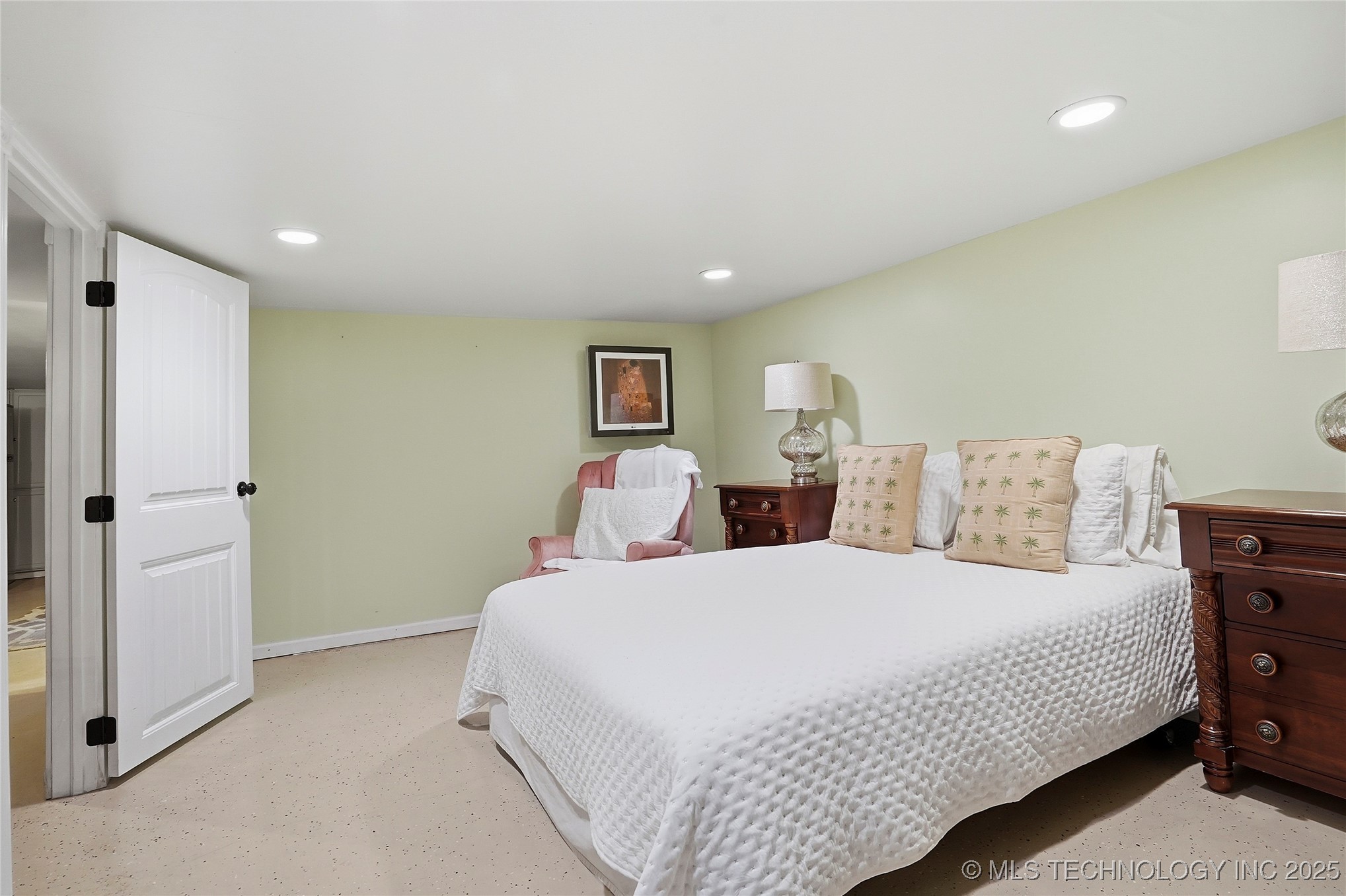 1915 S Delaware Place Property Photo 30