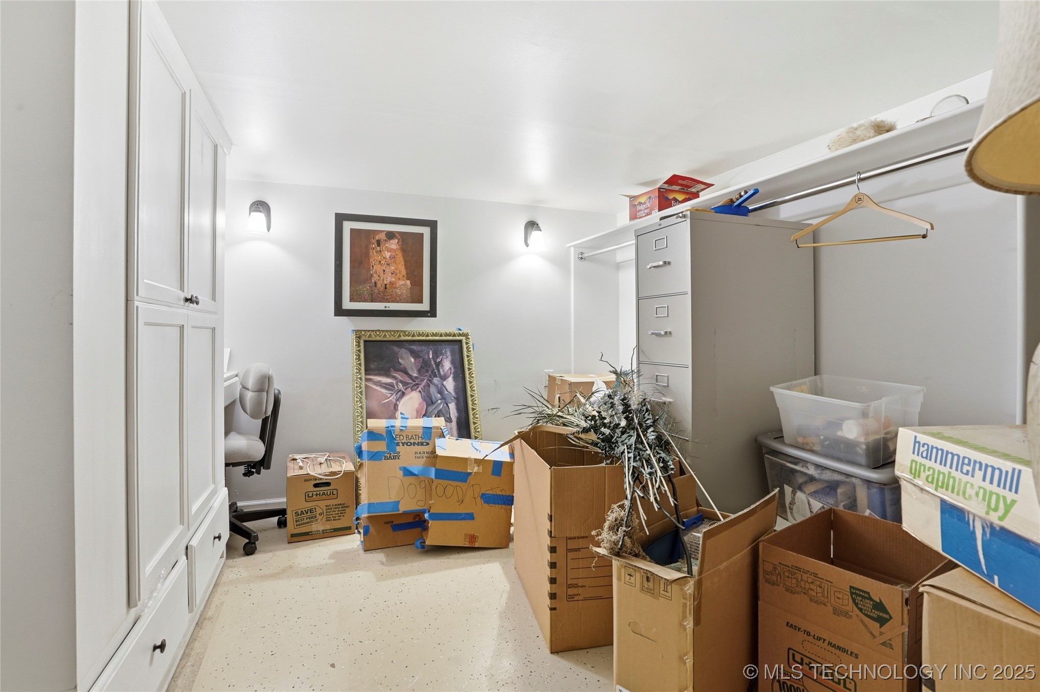 1915 S Delaware Place Property Photo 32