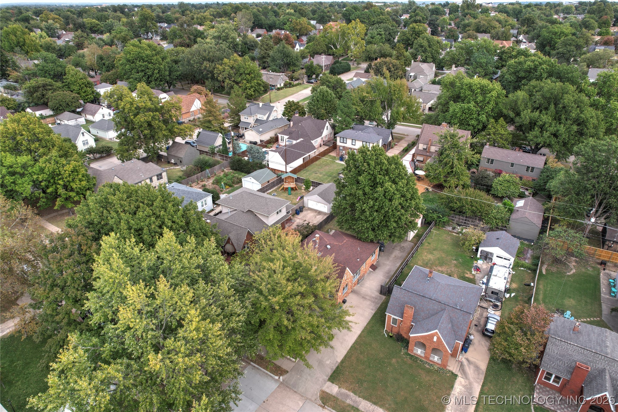 1915 S Delaware Place Property Photo 36