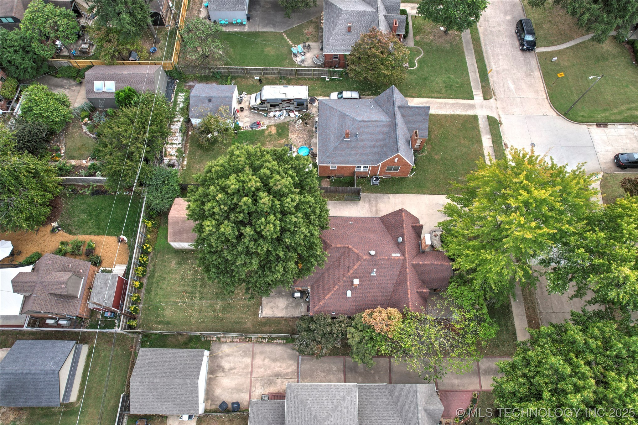 1915 S Delaware Place Property Photo 39