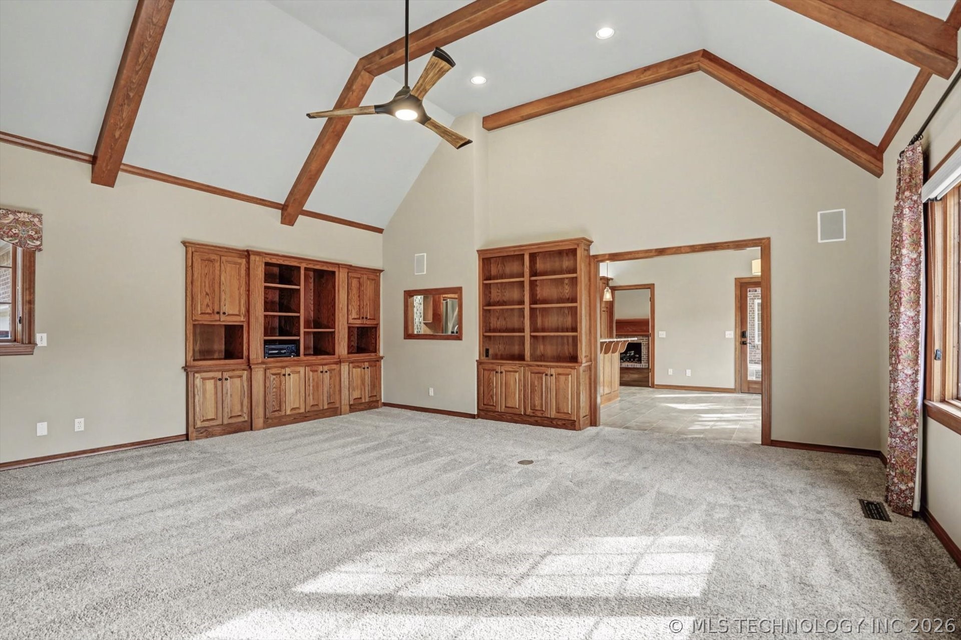 19000 E Knightsbridge Road Property Photo 24