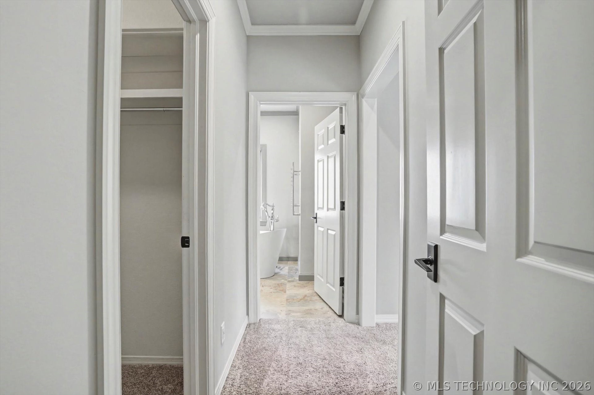 19000 E Knightsbridge Road Property Photo 27