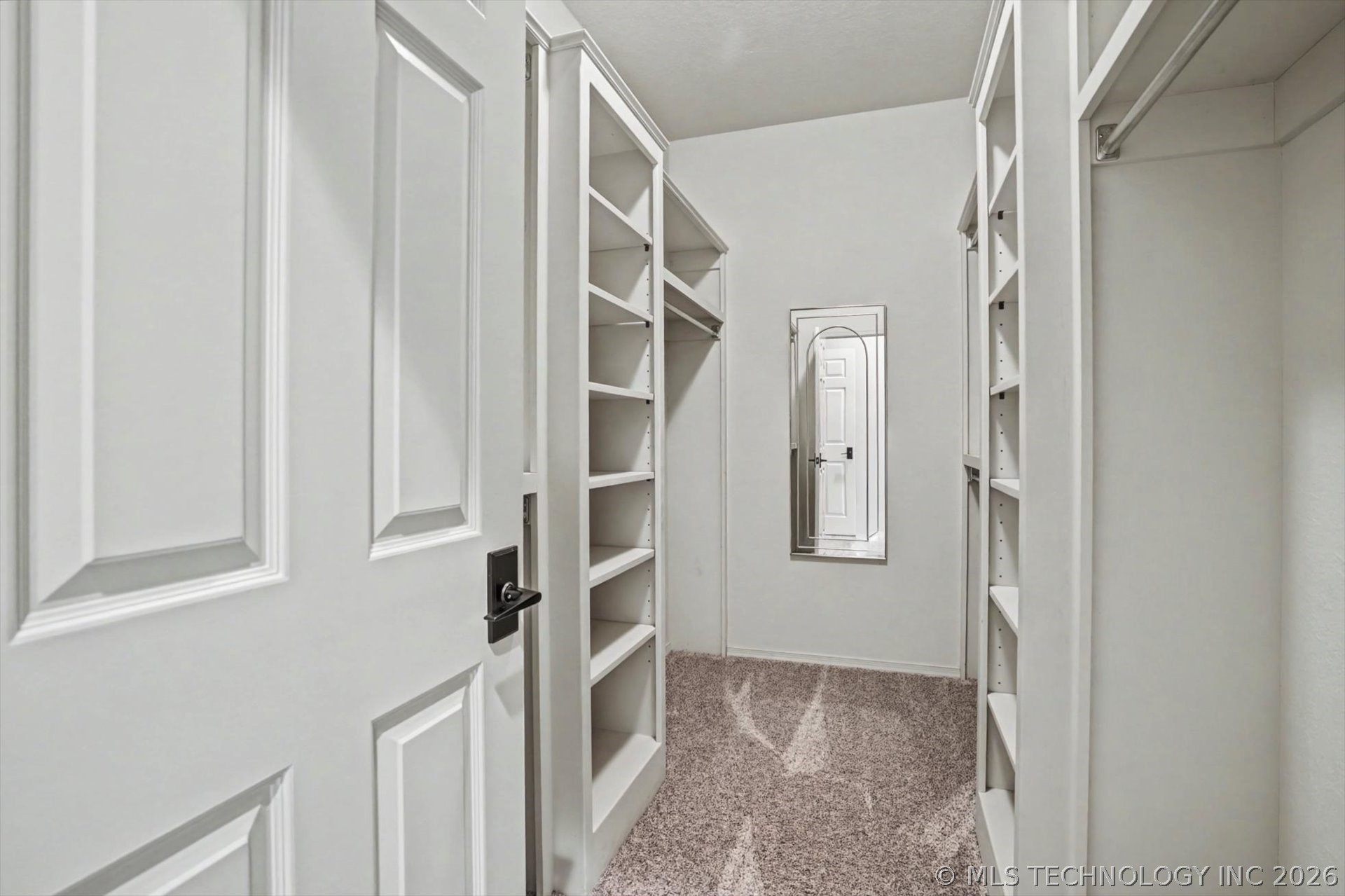 19000 E Knightsbridge Road Property Photo 34