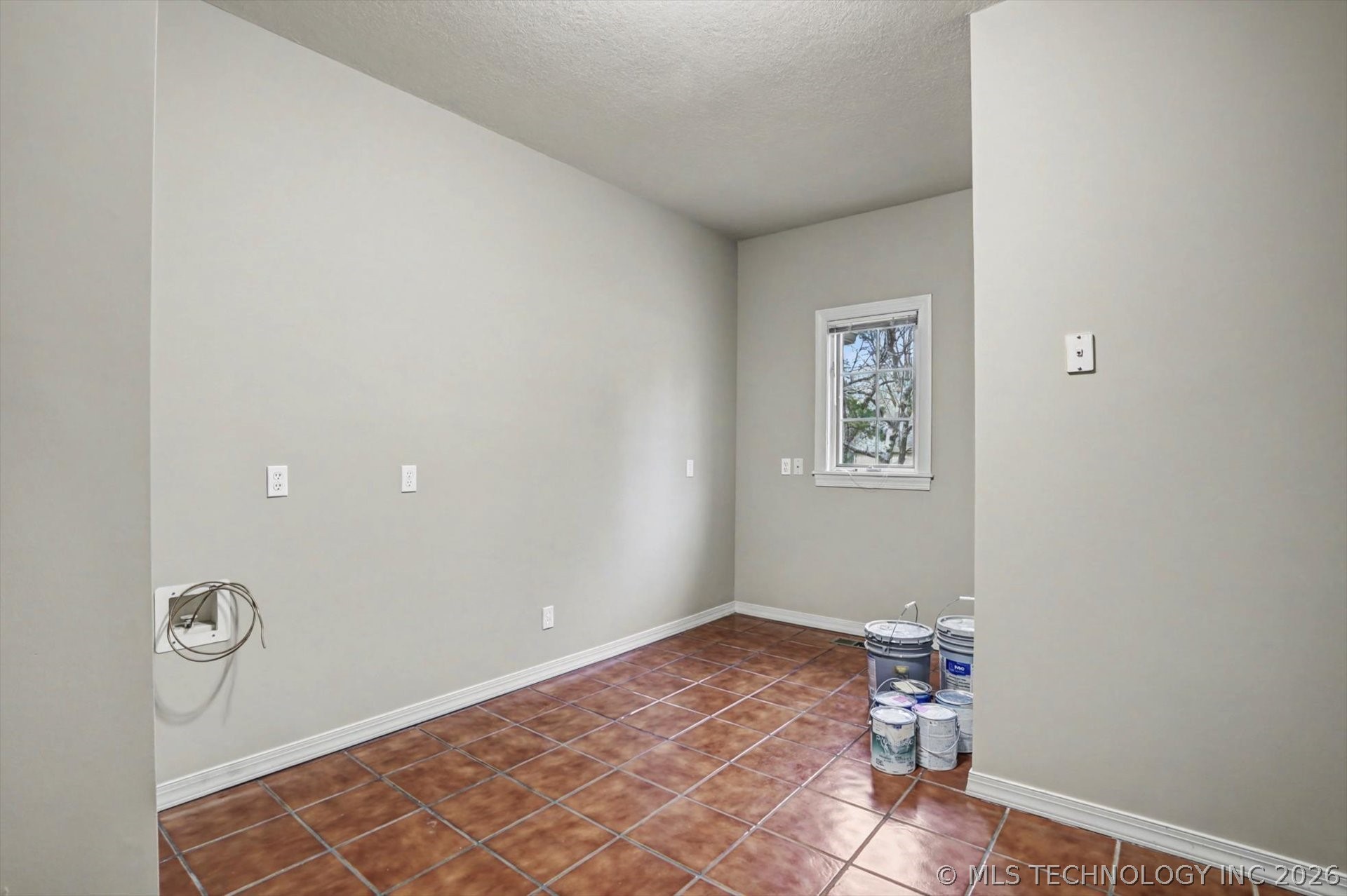 19000 E Knightsbridge Road Property Photo 43