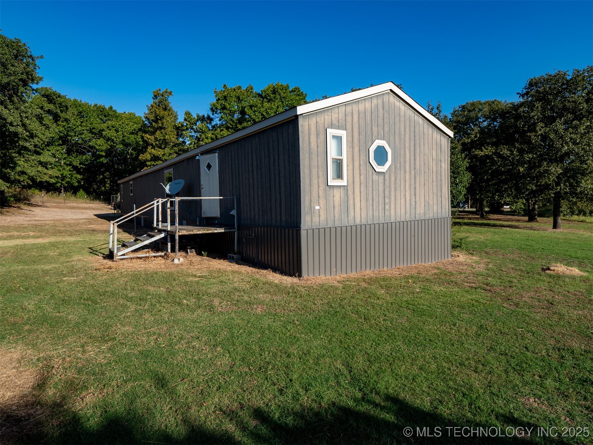 11137 Snell Property Photo 15