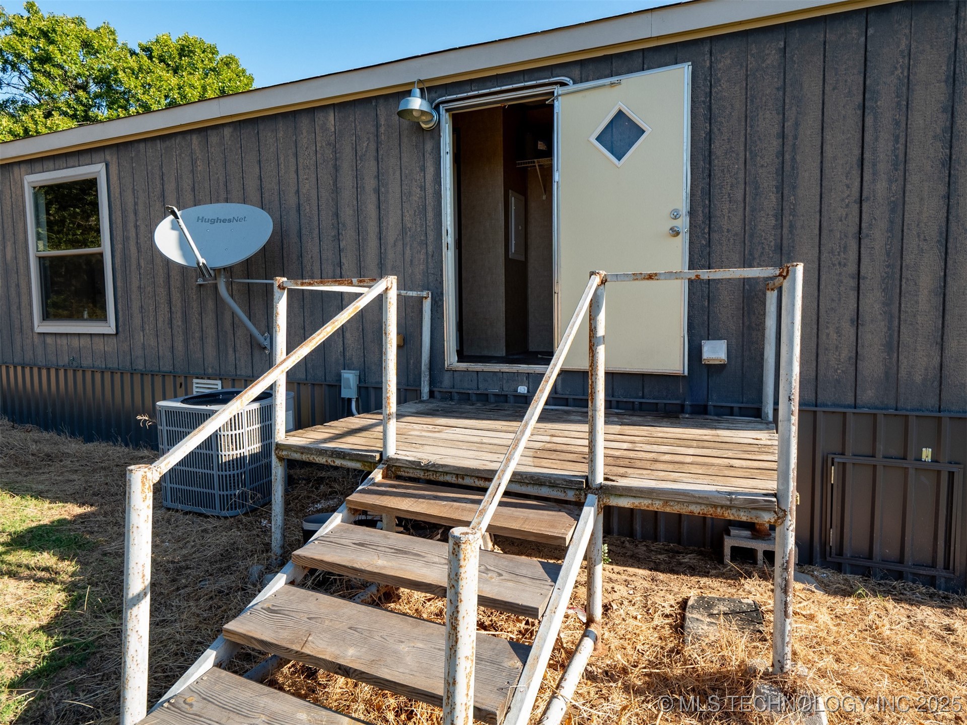 11137 Snell Property Photo 16