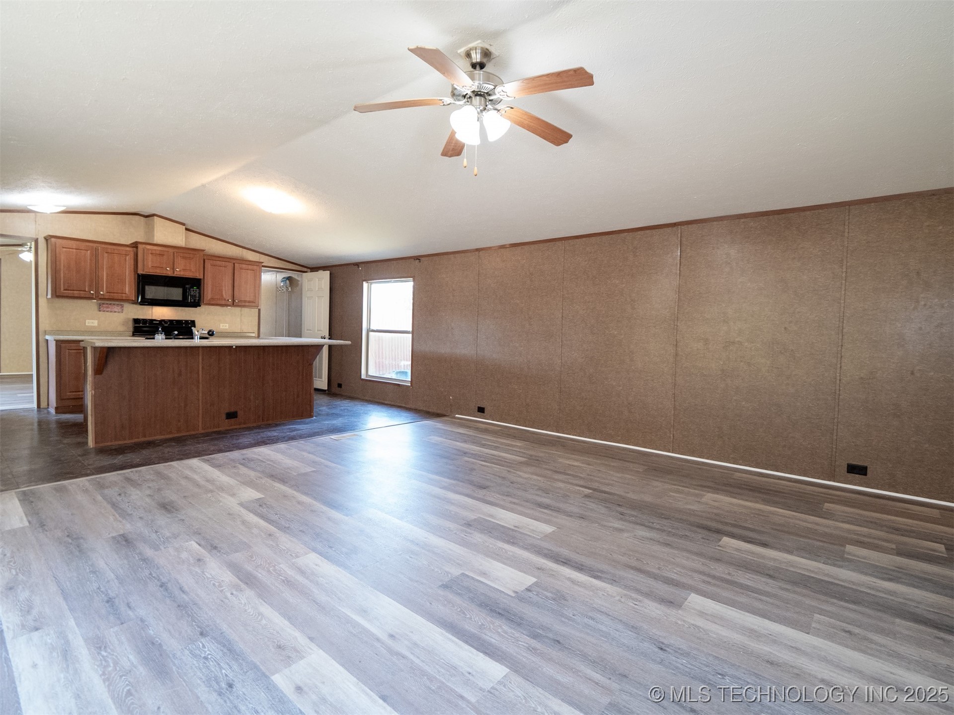 11137 Snell Property Photo 21