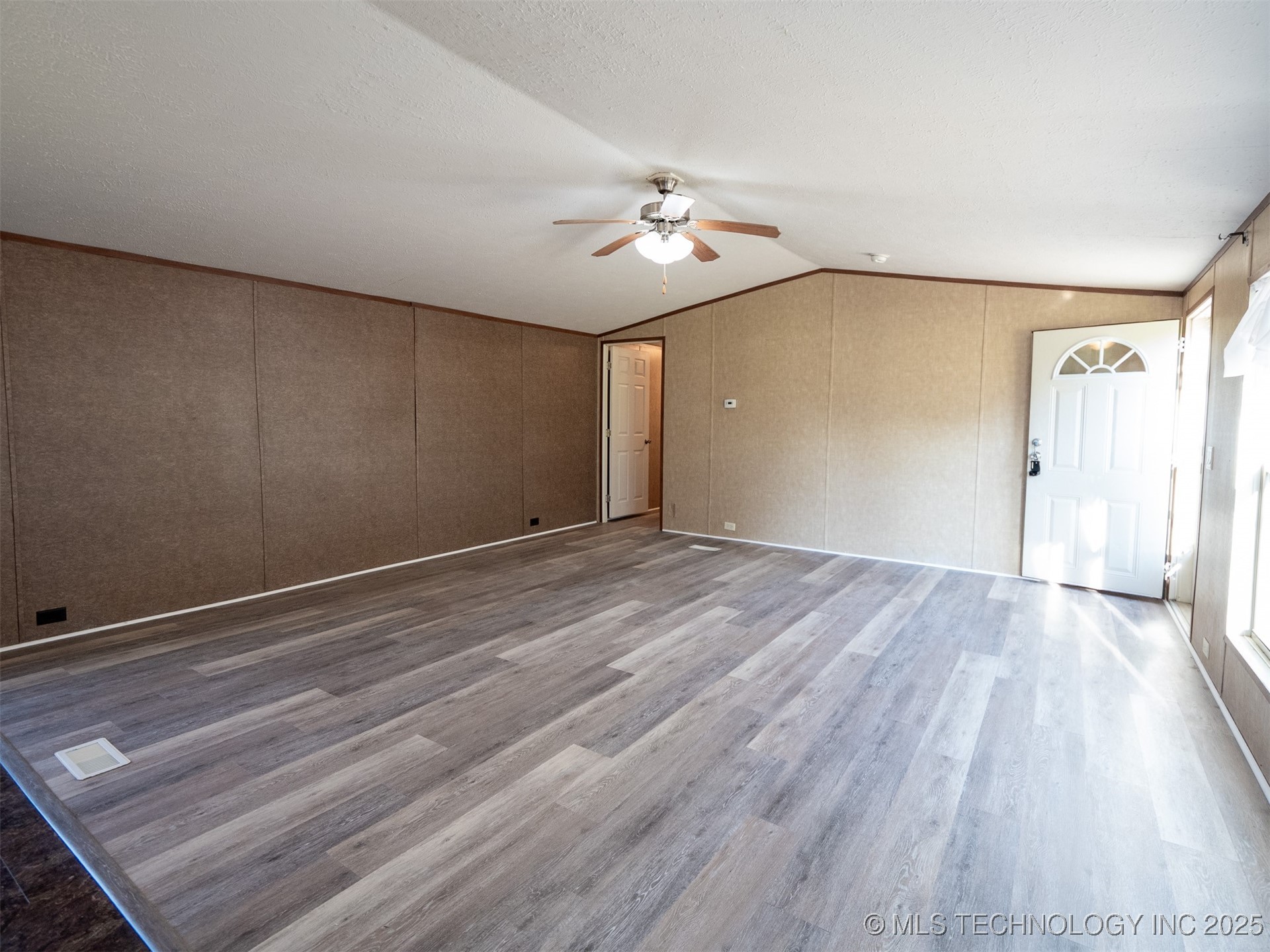 11137 Snell Property Photo 22