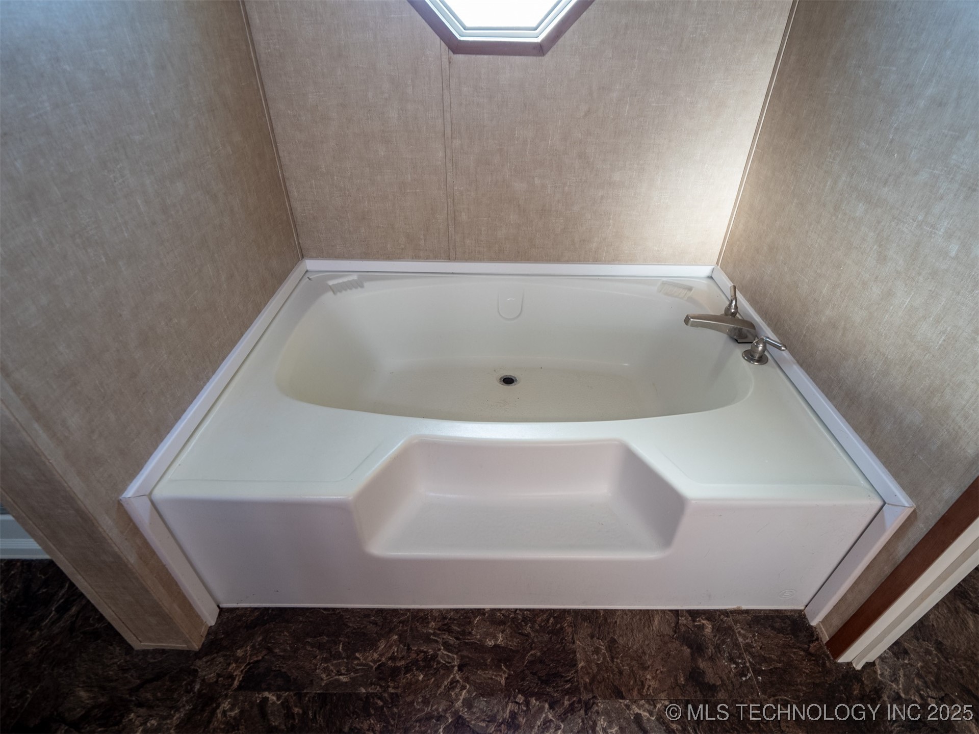 11137 Snell Property Photo 37