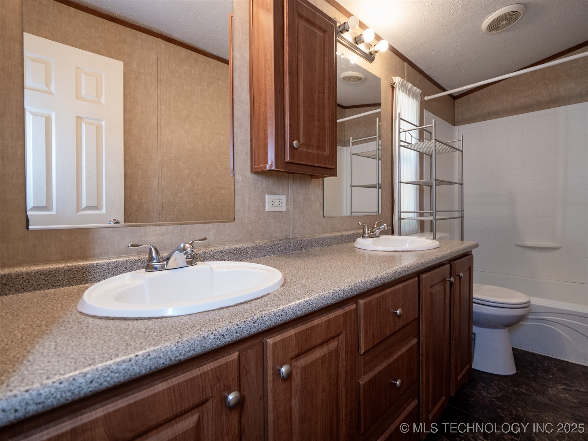11137 Snell Property Photo 49