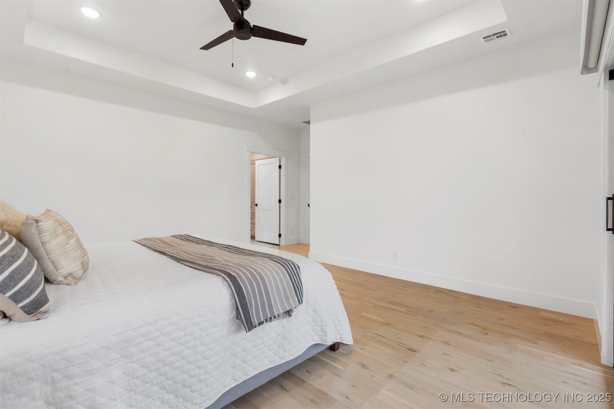 5927 N Meadows Ridge Road Property Photo 29