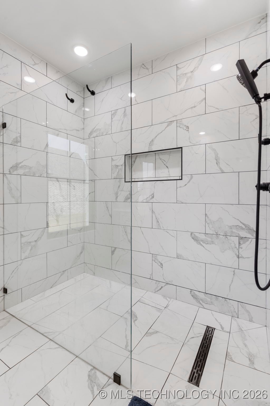 5927 N Meadows Ridge Road Property Photo 32