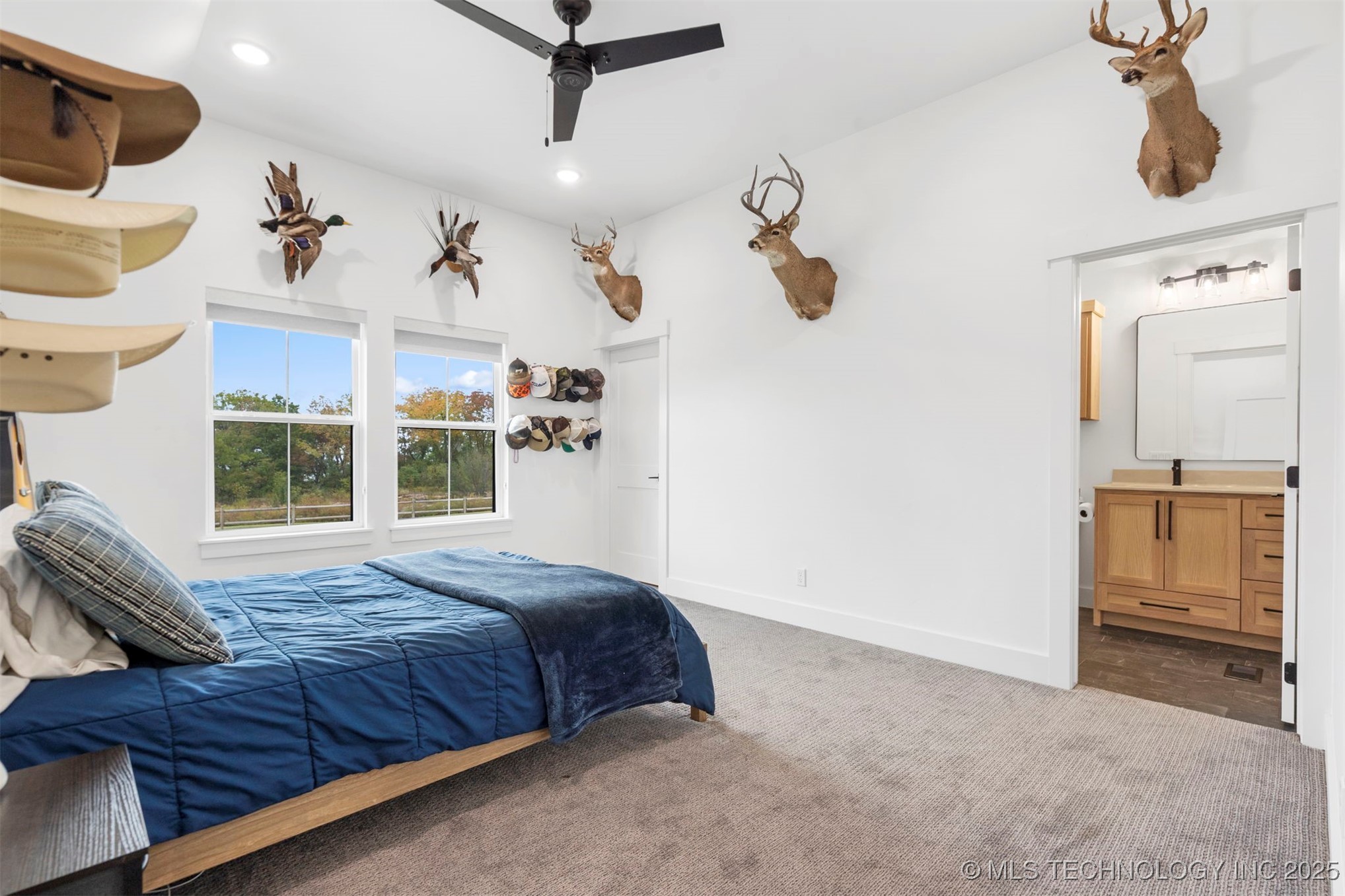 5927 N Meadows Ridge Road Property Photo 39