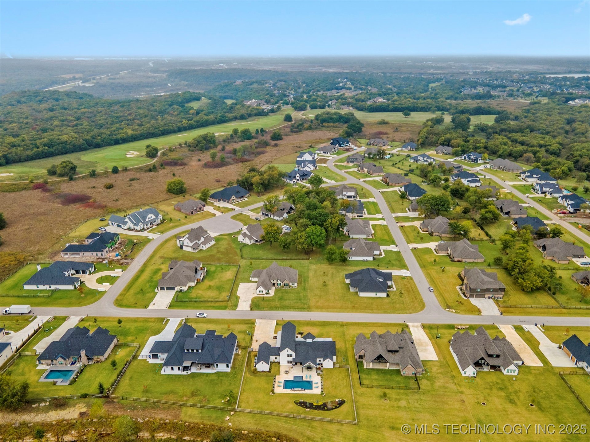 5927 N Meadows Ridge Road Property Photo 56