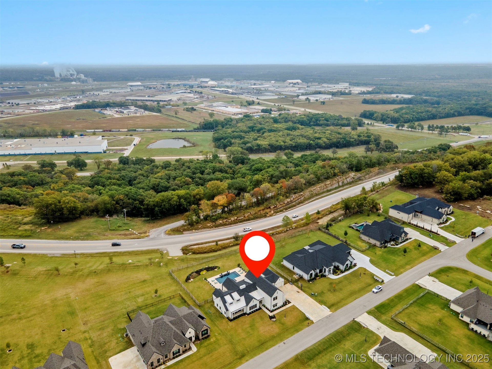 5927 N Meadows Ridge Road Property Photo 58